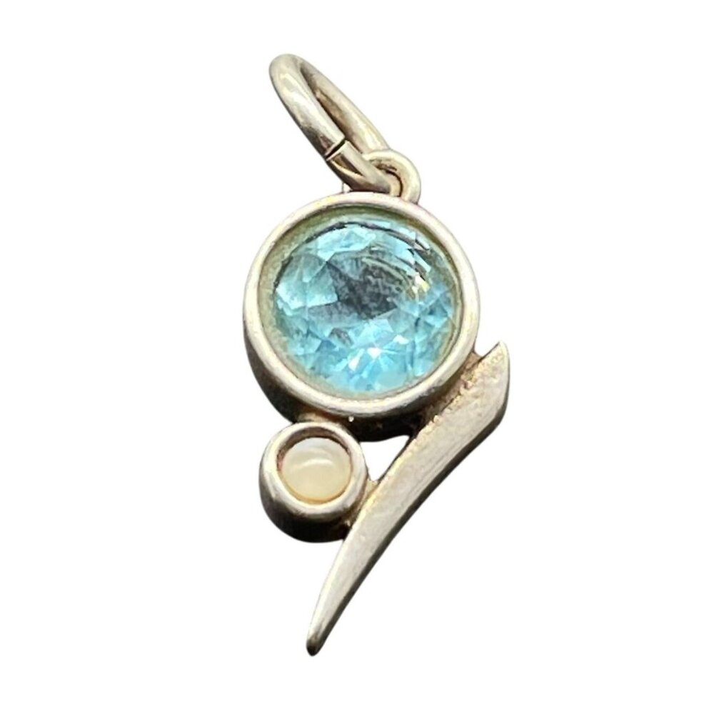 S.A.W 925 Sterling Silver Blue Topaz Charm Elegant Classic Evening